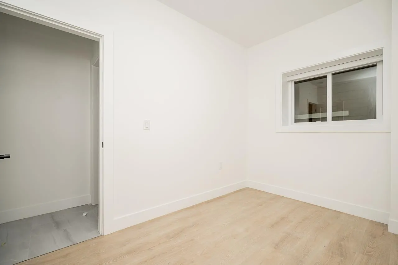 Basement-19XX 168ST STREET