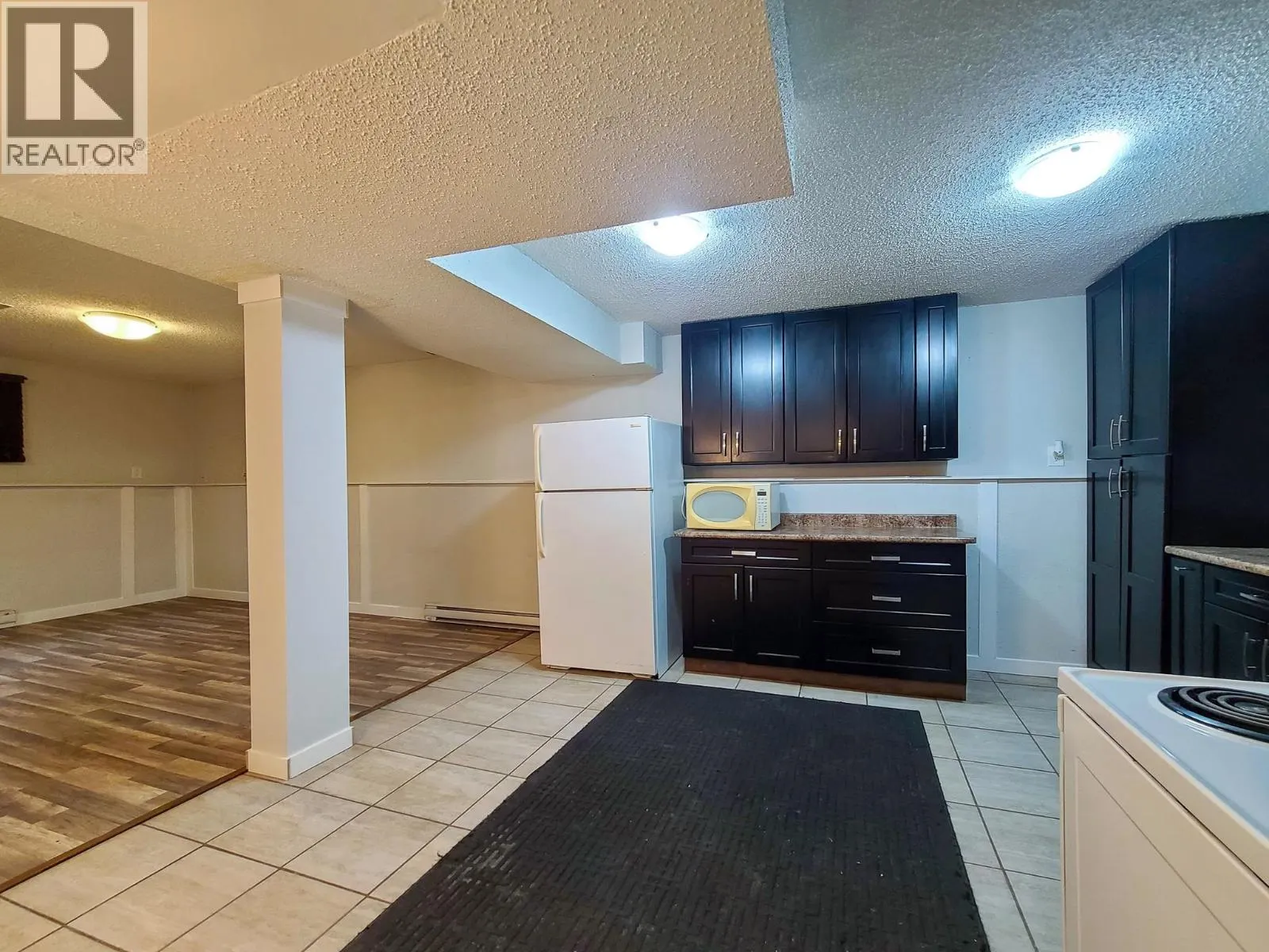 1210 CUDDIE CRESCENT