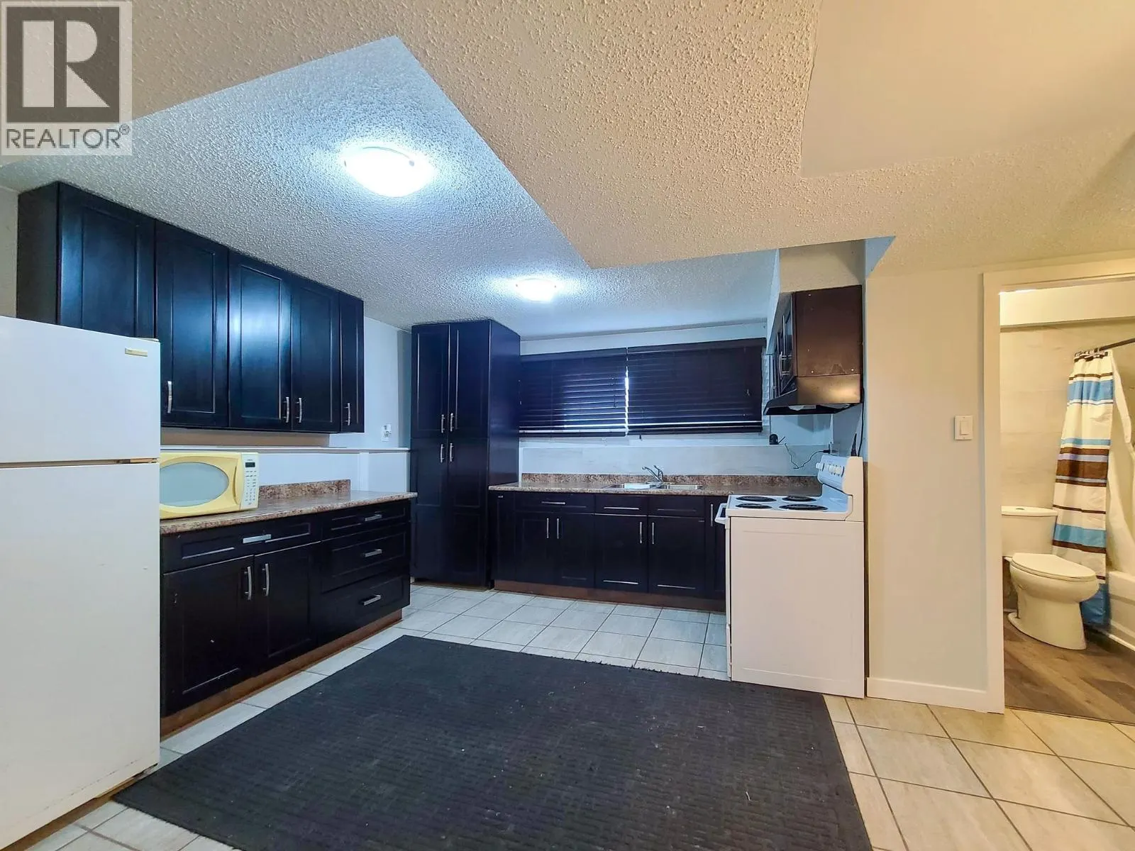 1210 CUDDIE CRESCENT