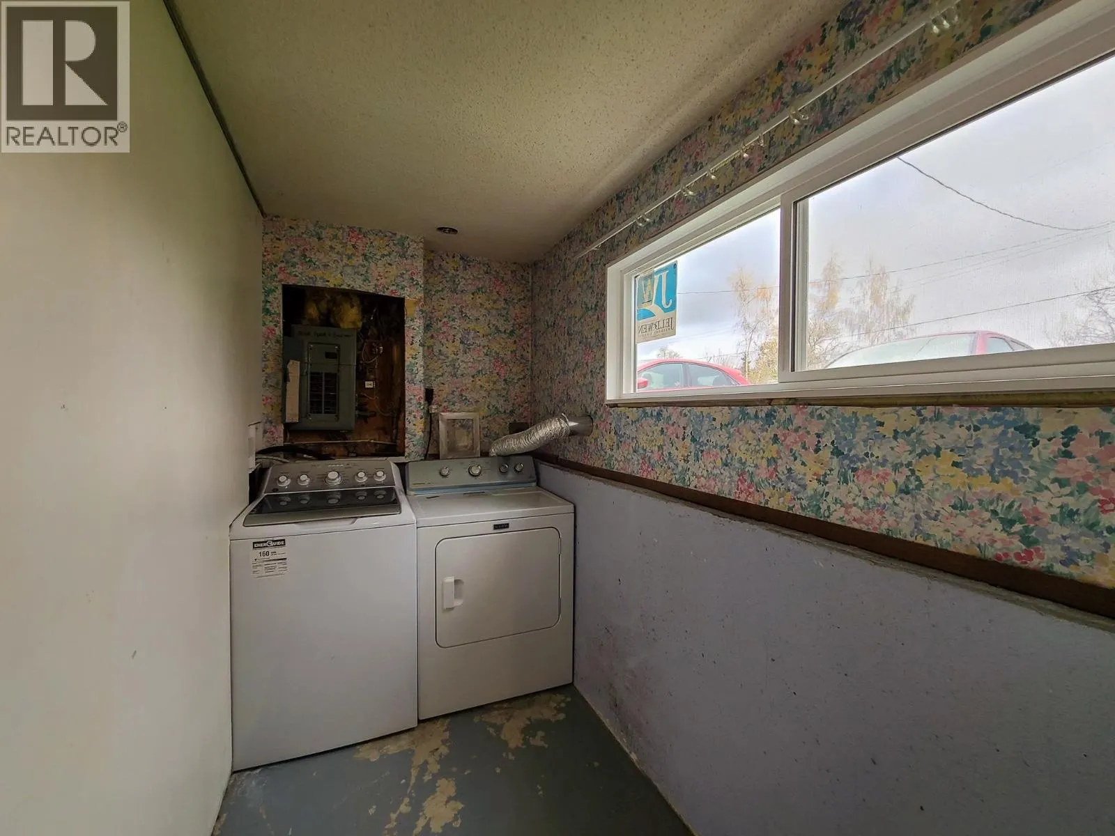 1210 CUDDIE CRESCENT