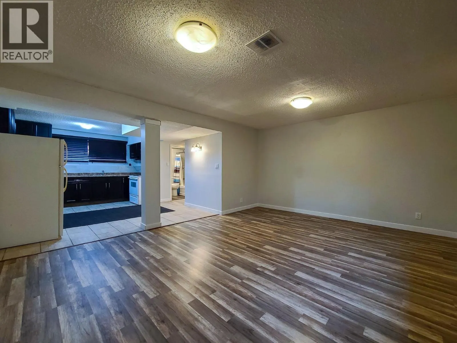 1210 CUDDIE CRESCENT