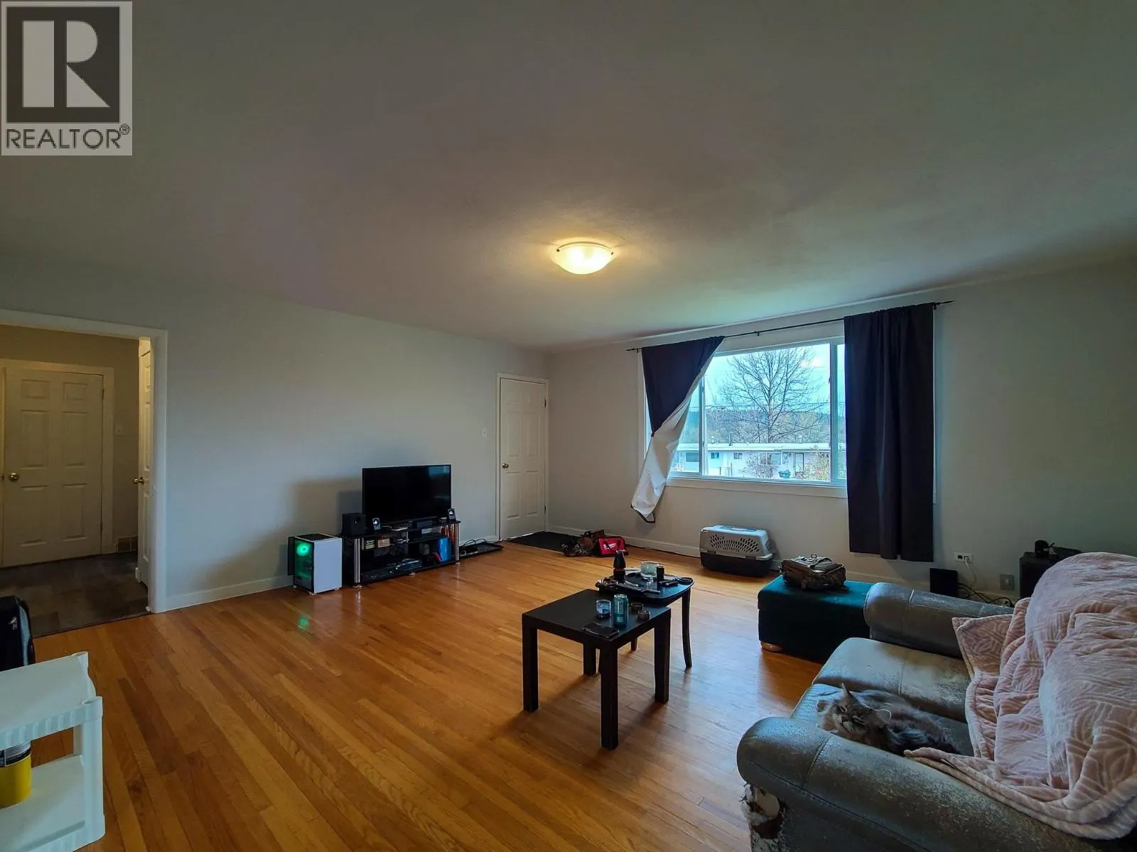 1210 CUDDIE CRESCENT