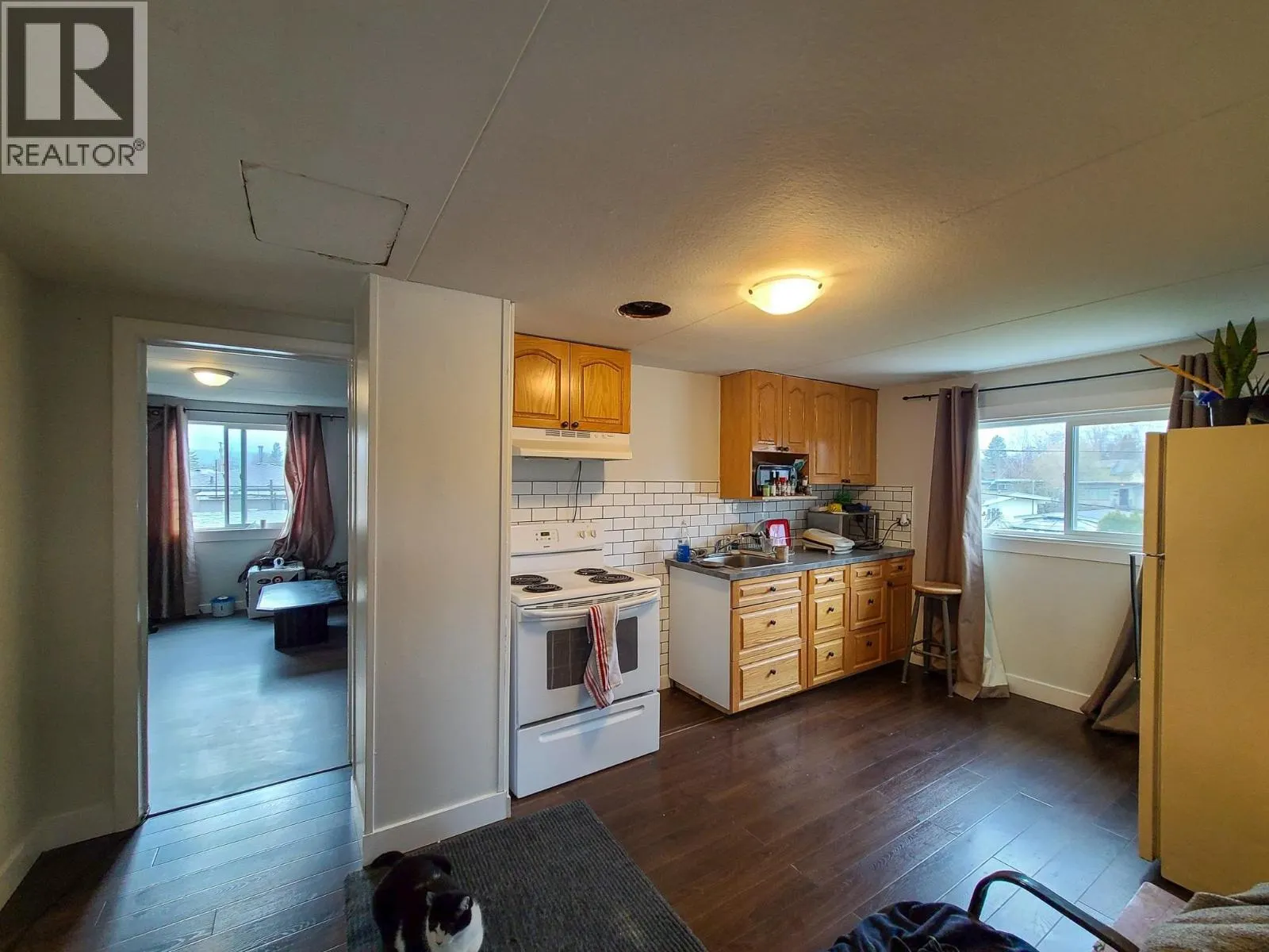 1210 CUDDIE CRESCENT