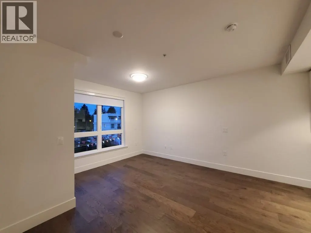 2F 7878 GRANVILLE STREET