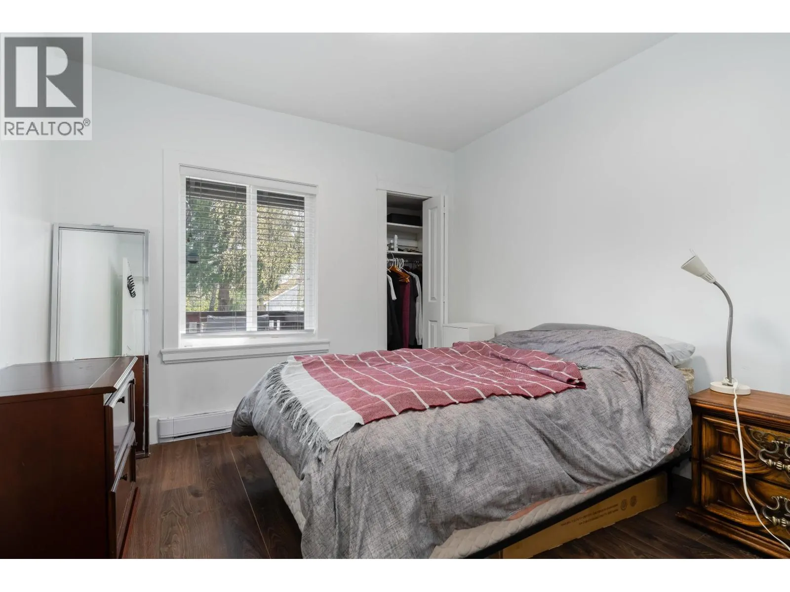 28XX W 6TH AVENUE
