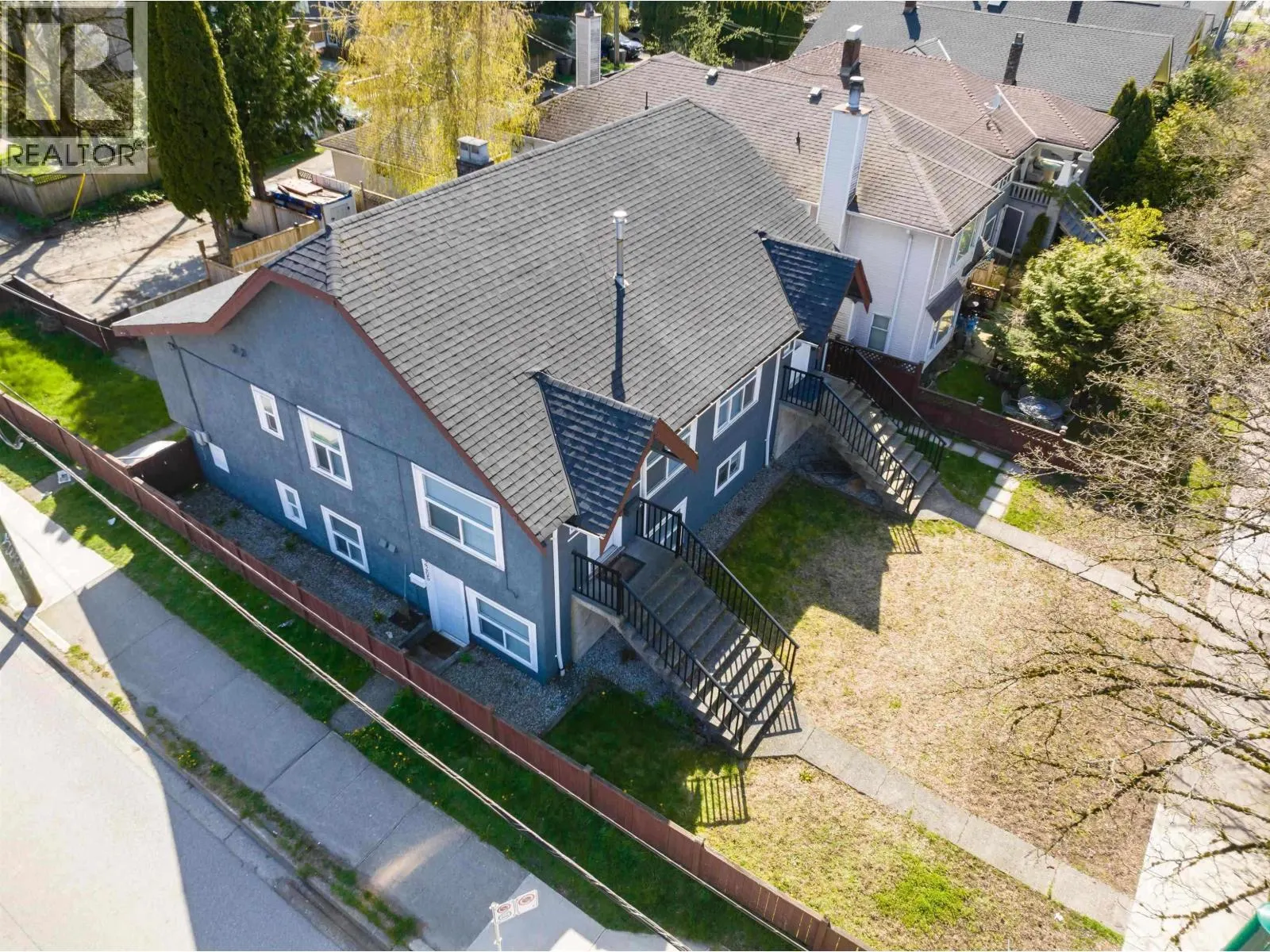 28XX W 6TH AVENUE