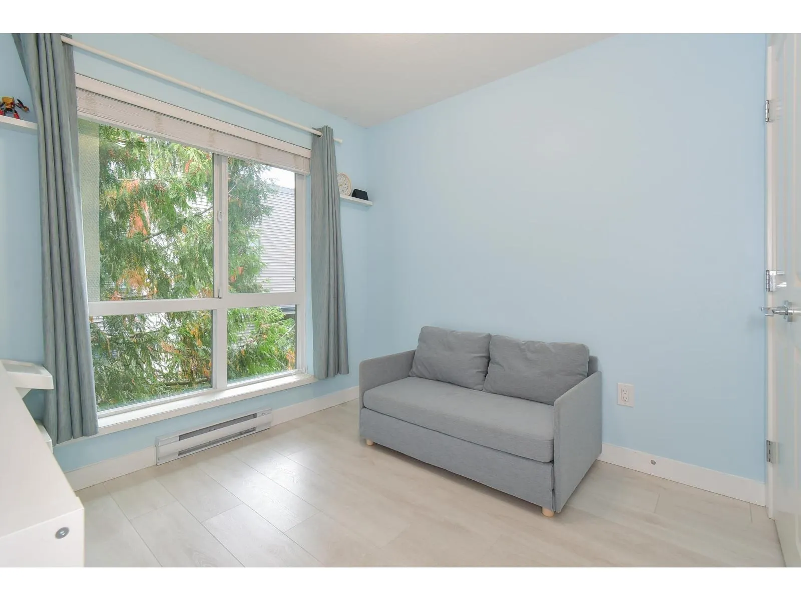34 20857 77A AVENUE