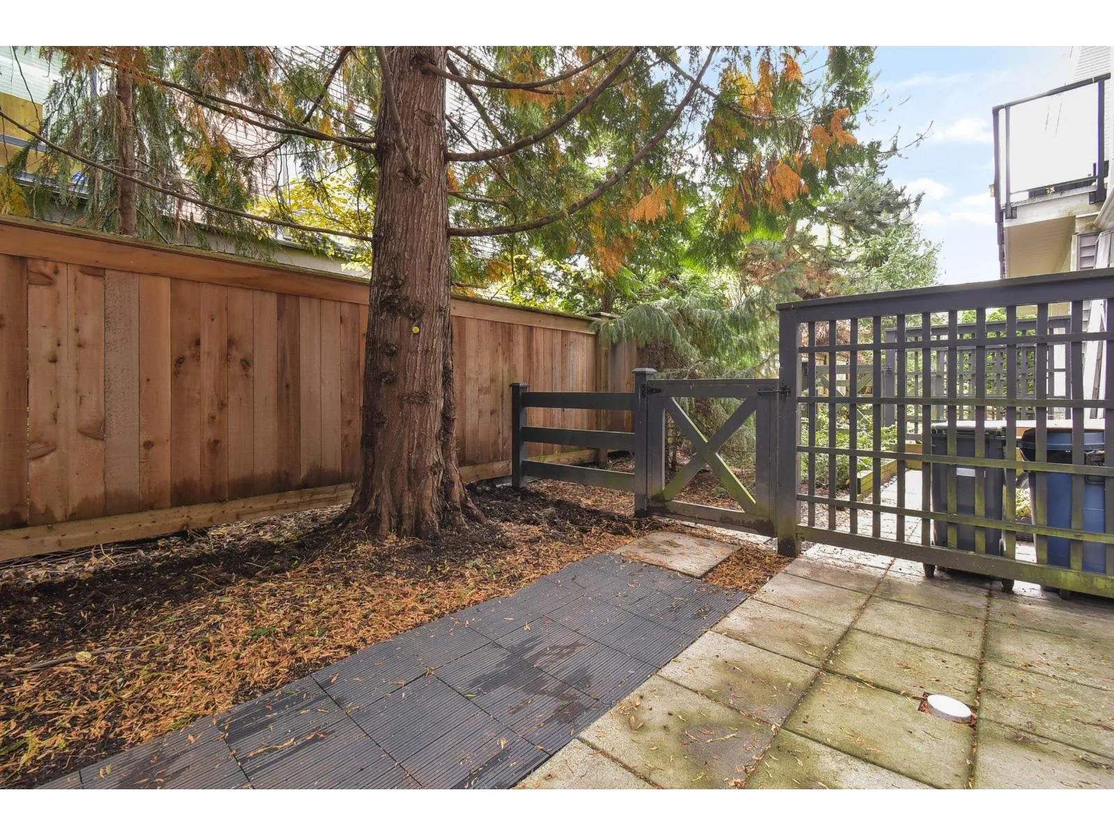 34 20857 77A AVENUE