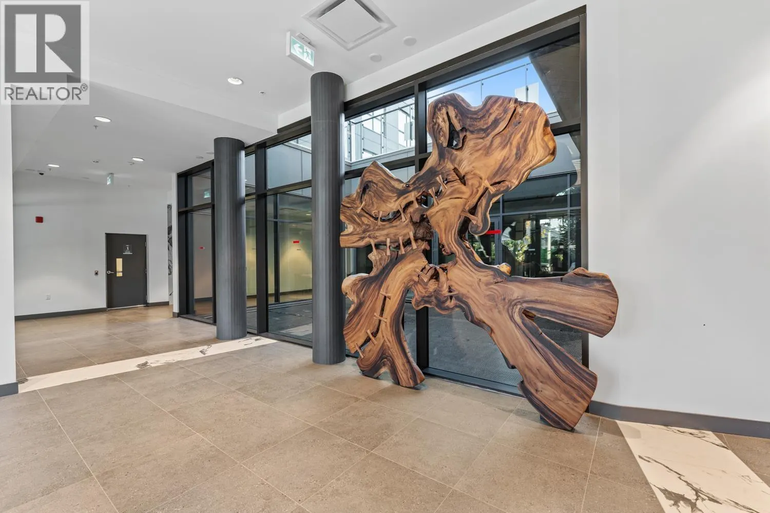 45X 422 E 3RD STREET