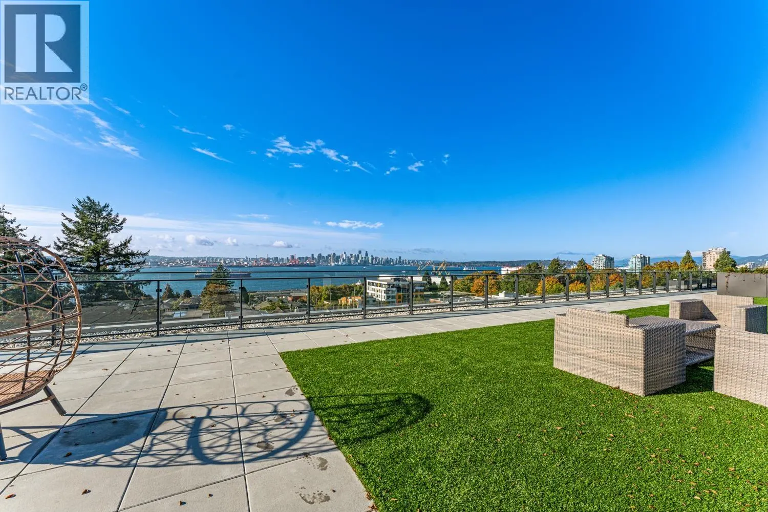 45X 422 E 3RD STREET