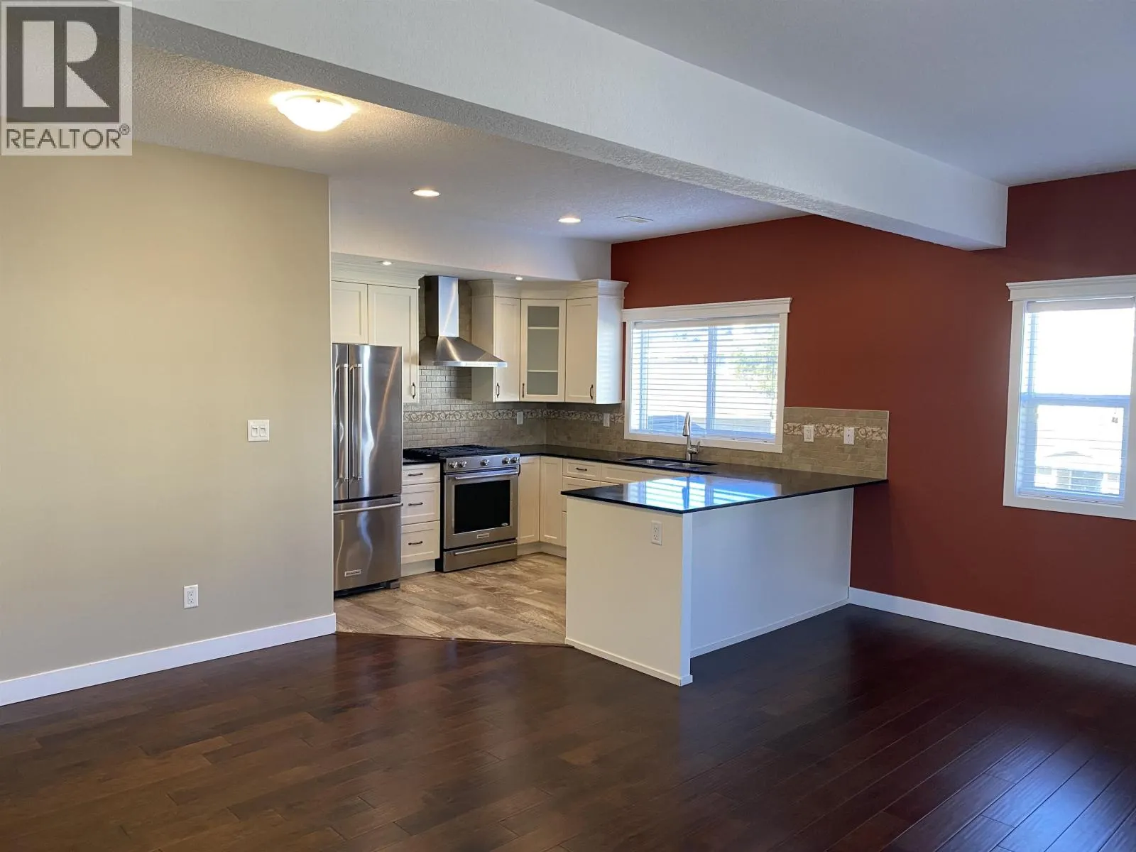 401 467 TABOR BOULEVARD