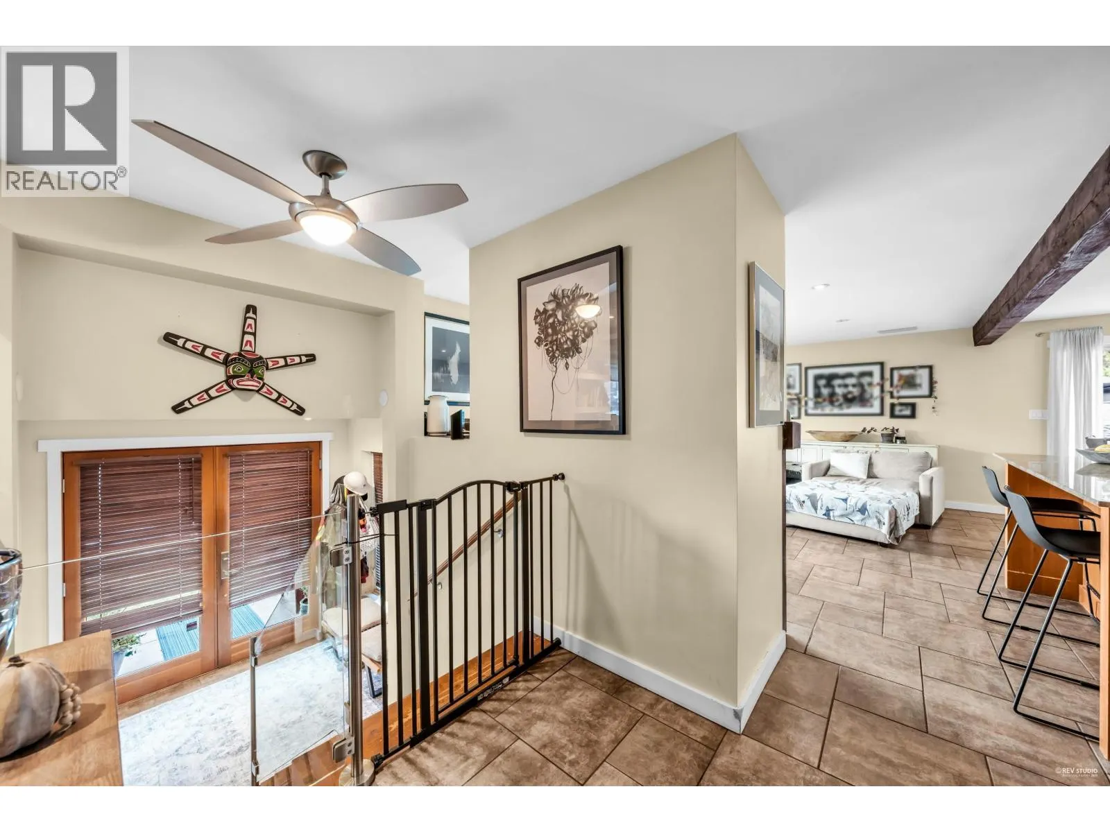 562 ALPINE COURT