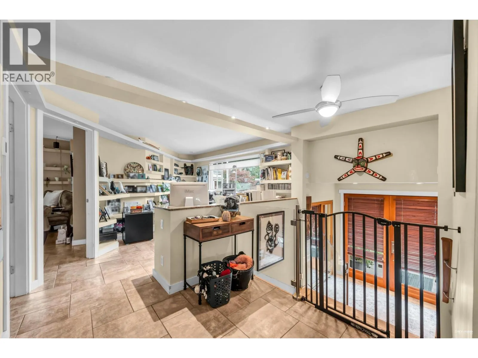 562 ALPINE COURT