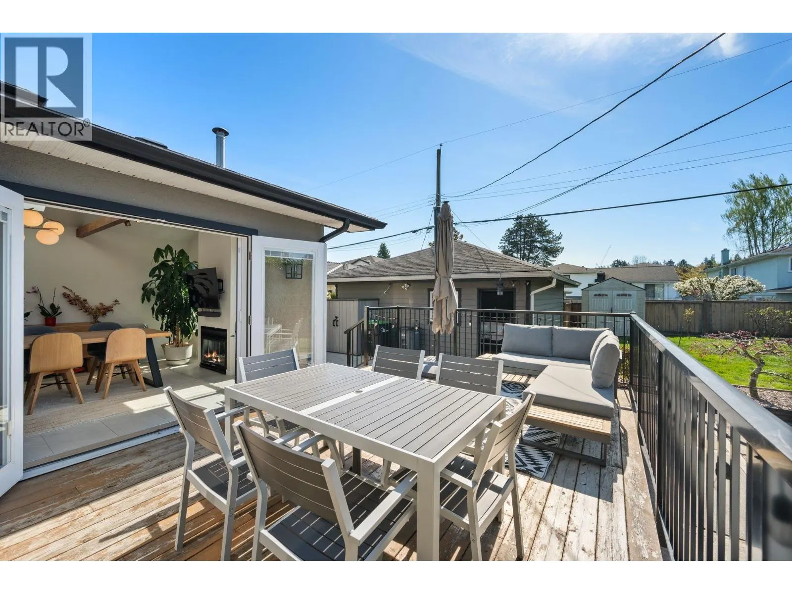 2566 MCBAIN AVENUE