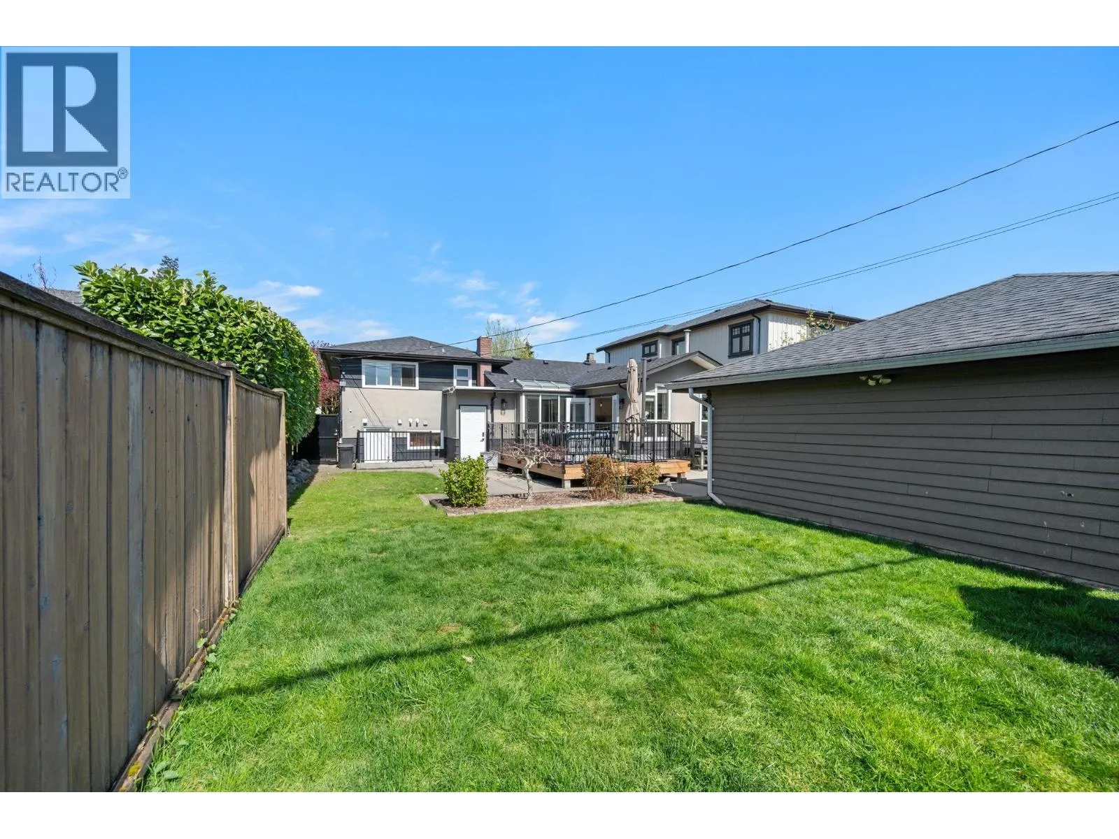 2566 MCBAIN AVENUE