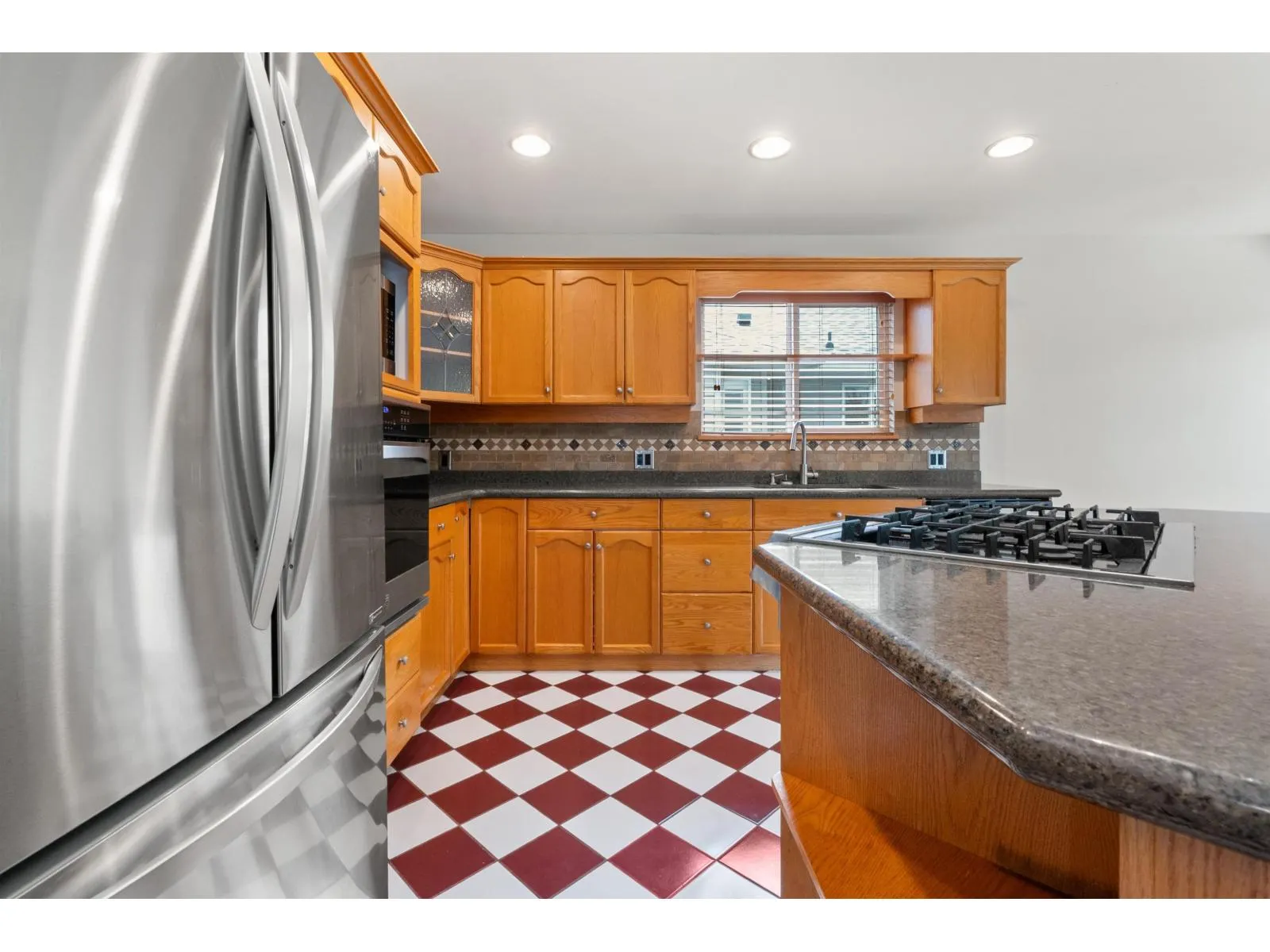 322 MIAMI RIVER DRIVE|Harrison Hot Springs