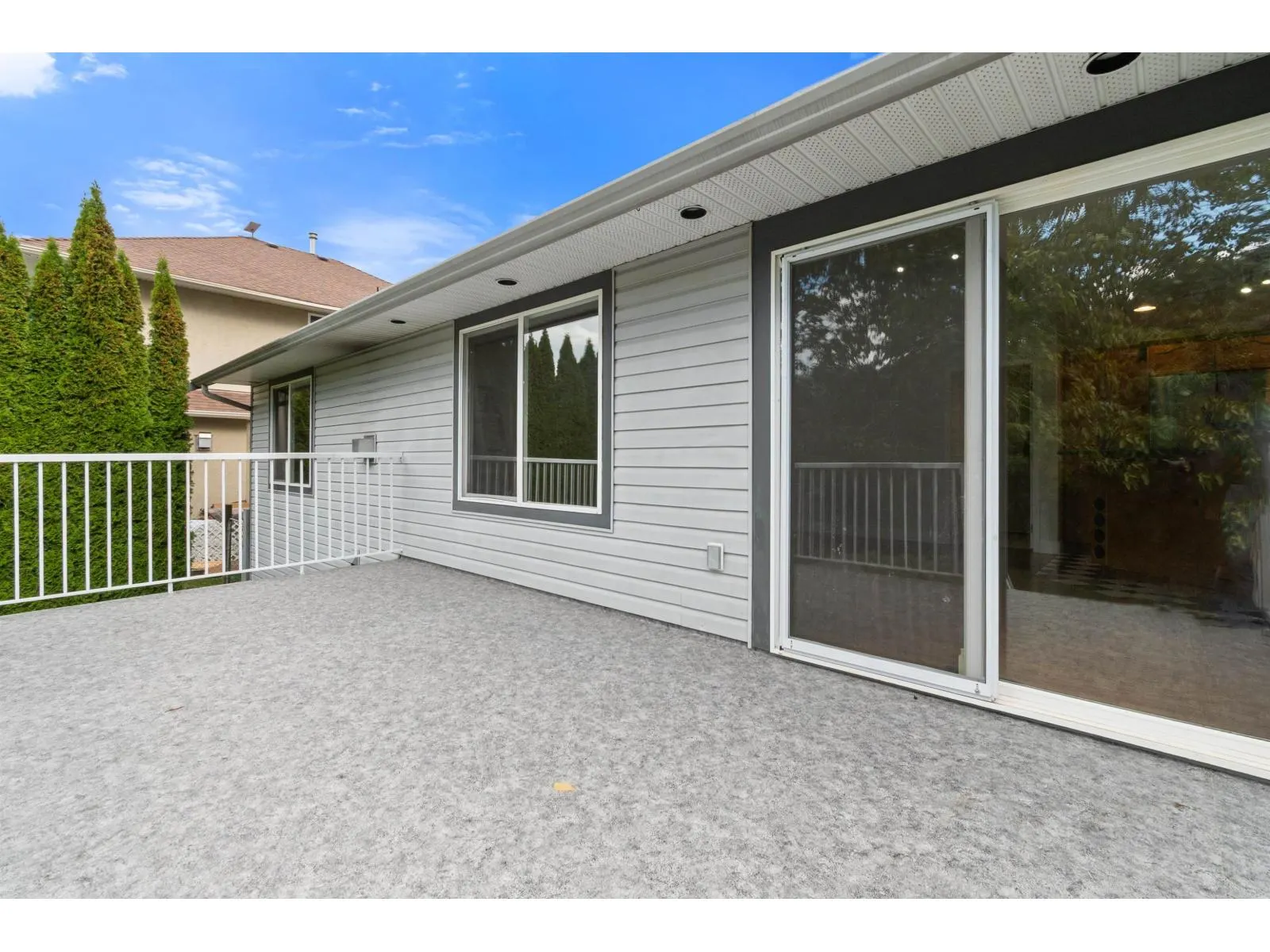 322 MIAMI RIVER DRIVE|Harrison Hot Springs