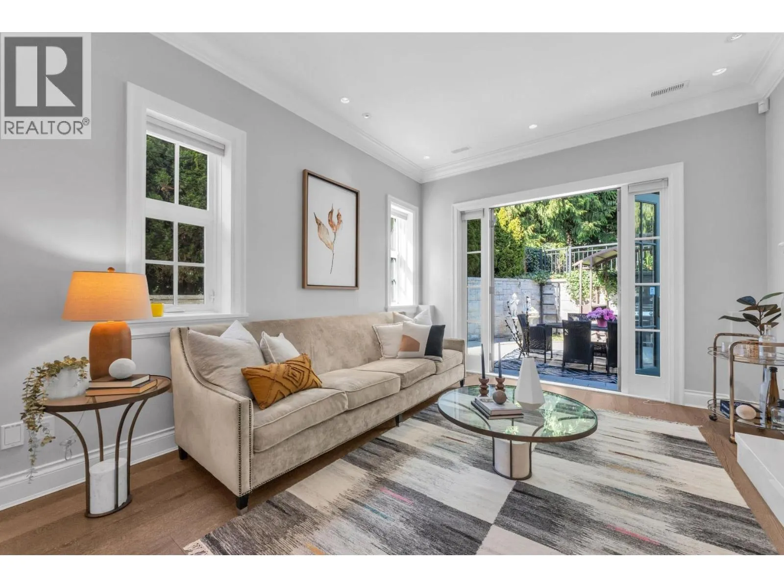 4348 ERWIN DRIVE