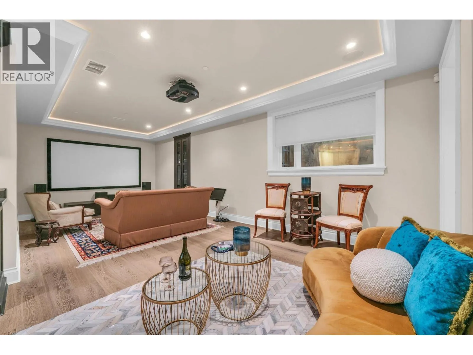 4348 ERWIN DRIVE