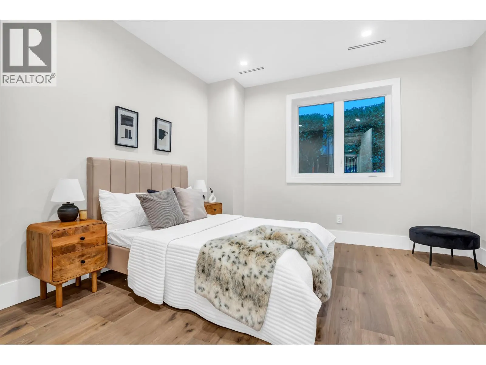 2380 MARINE DRIVE