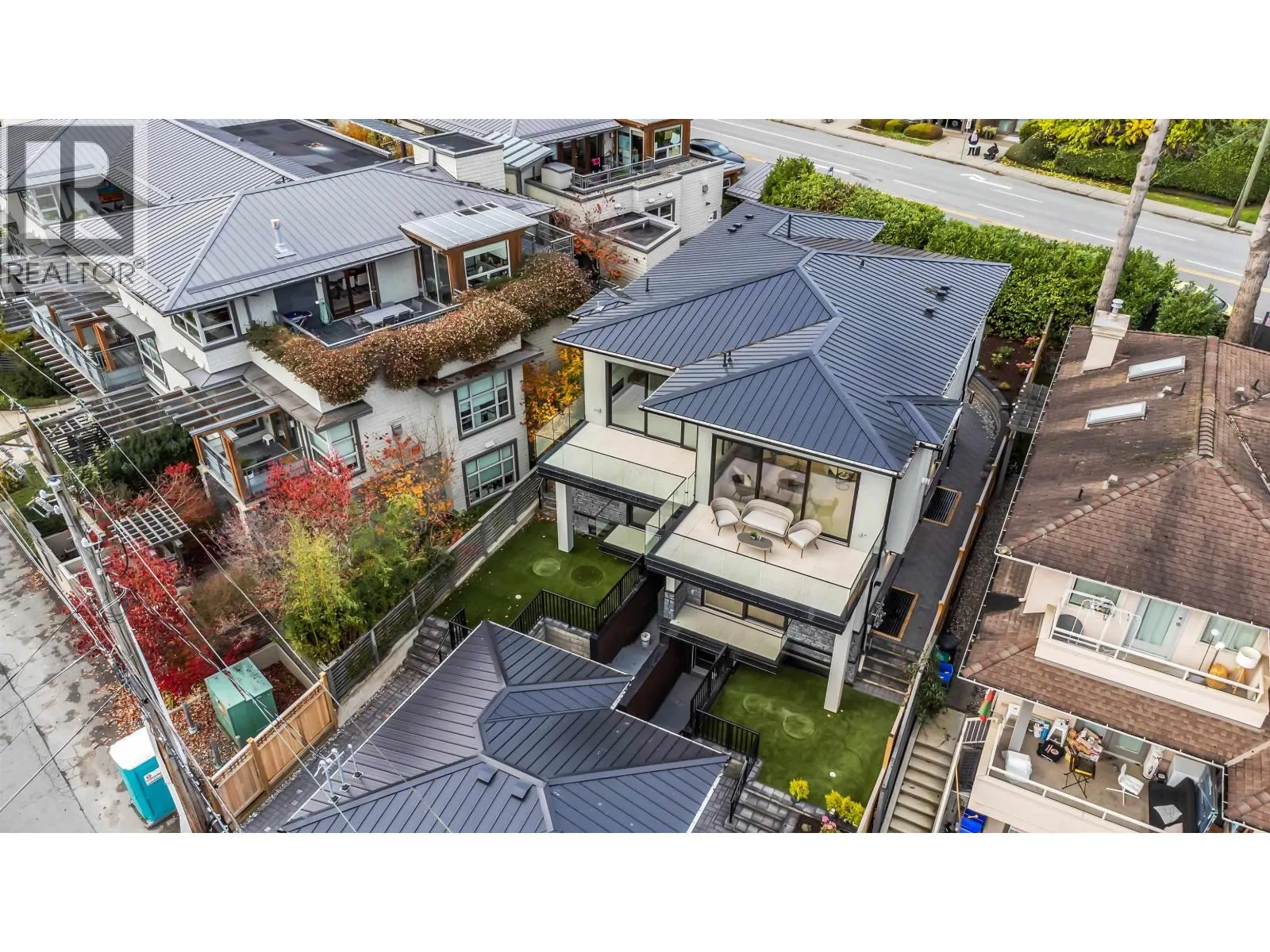 2380 MARINE DRIVE