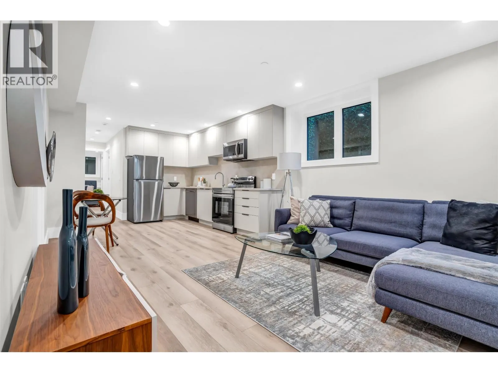2380 MARINE DRIVE