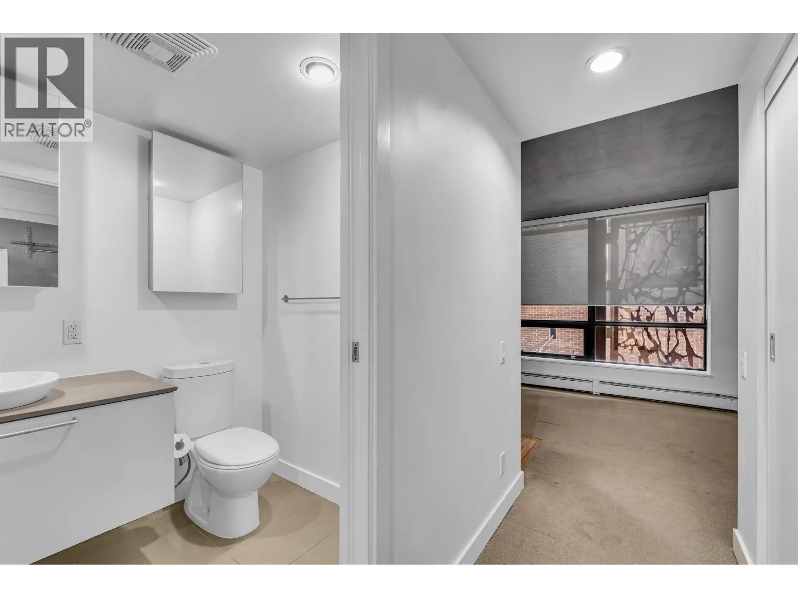 205 128 W CORDOVA STREET