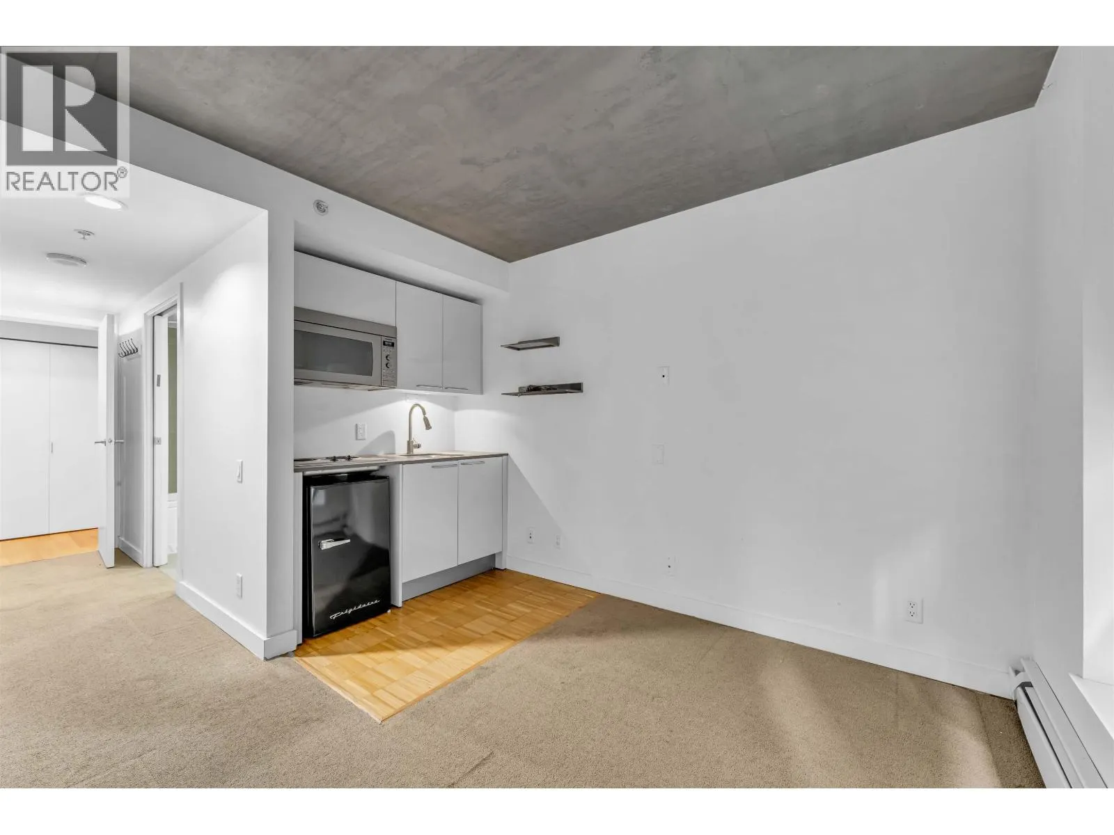 205 128 W CORDOVA STREET
