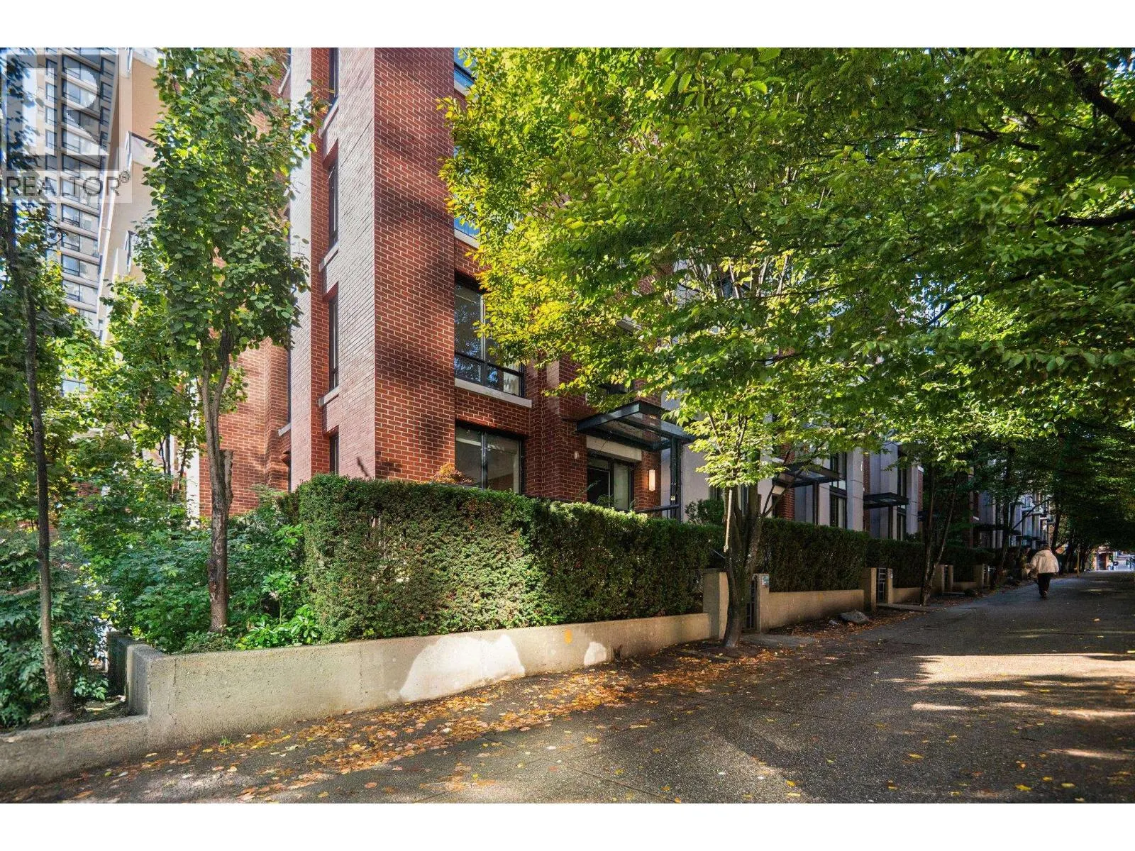 308 SMITHE STREET