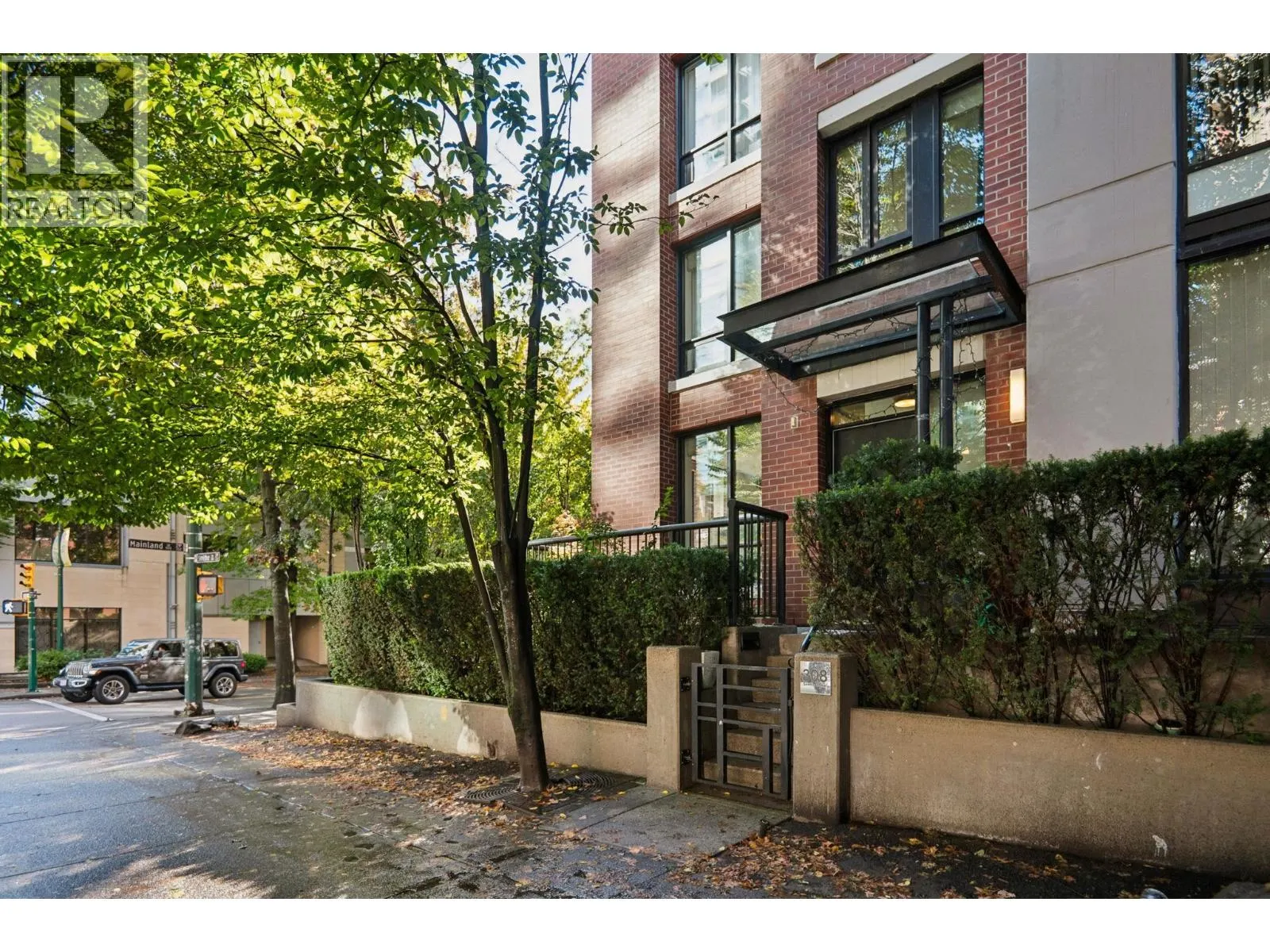 308 SMITHE STREET