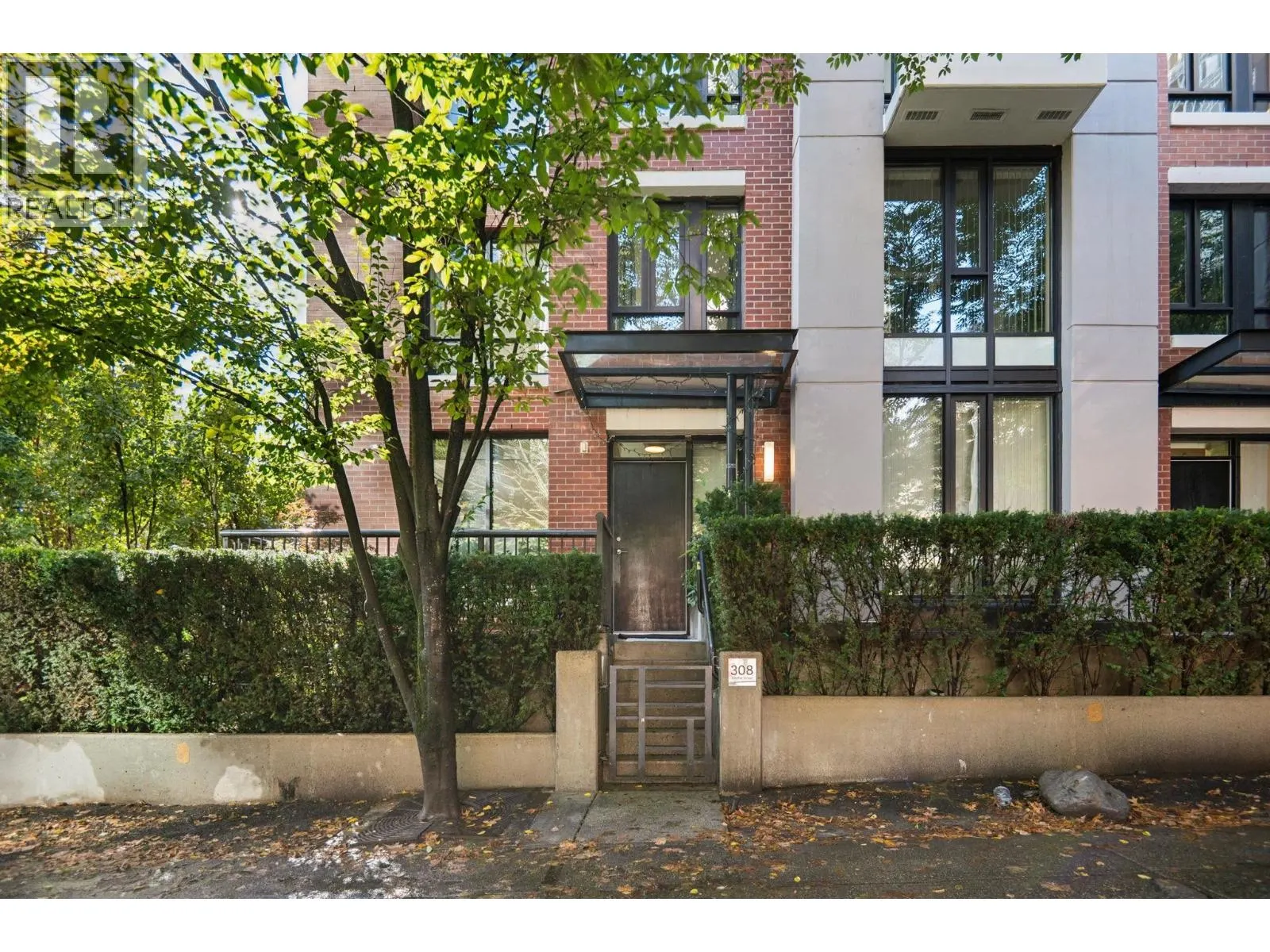 308 SMITHE STREET