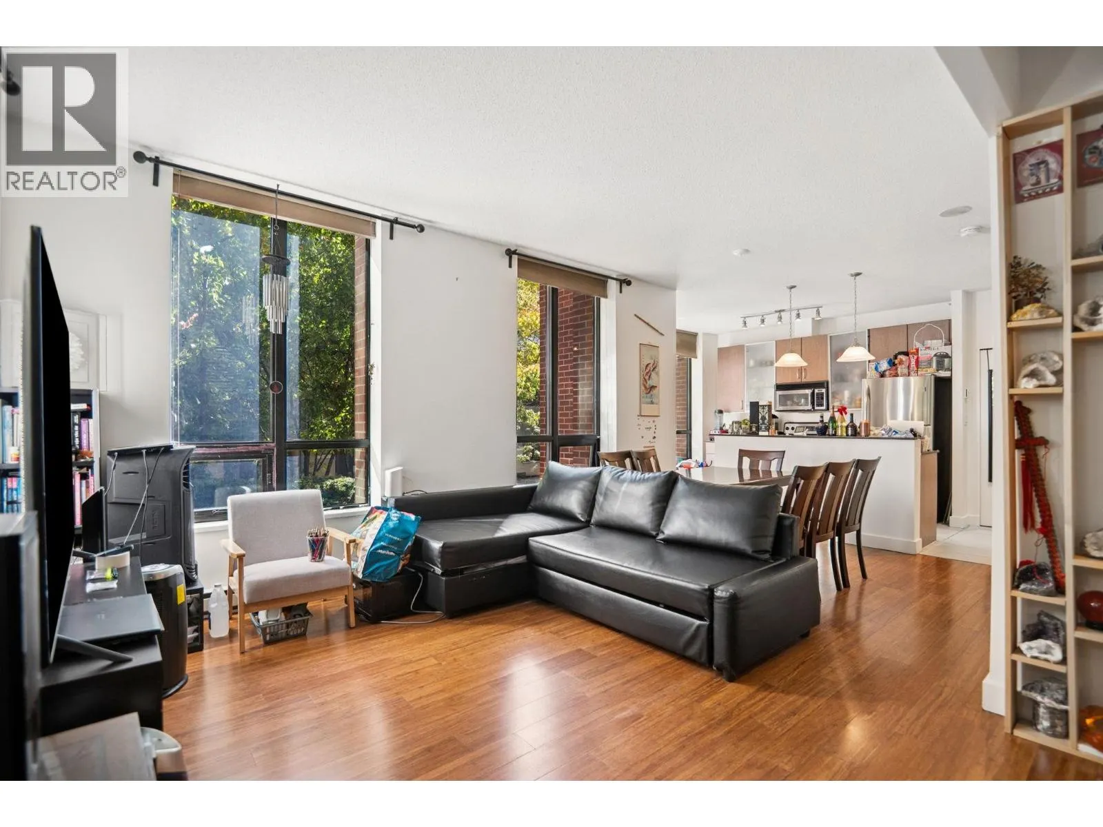 308 SMITHE STREET