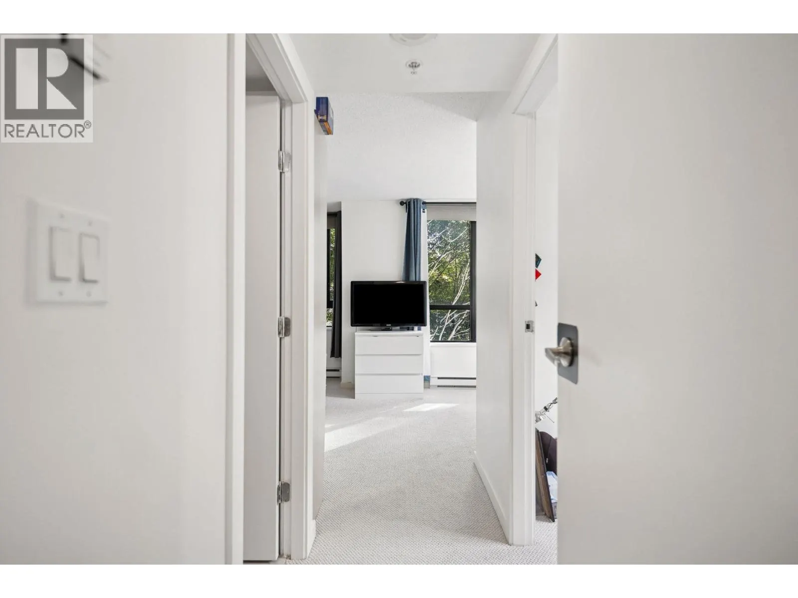 308 SMITHE STREET