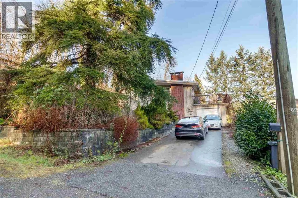 1940 ST JOHNS STREET