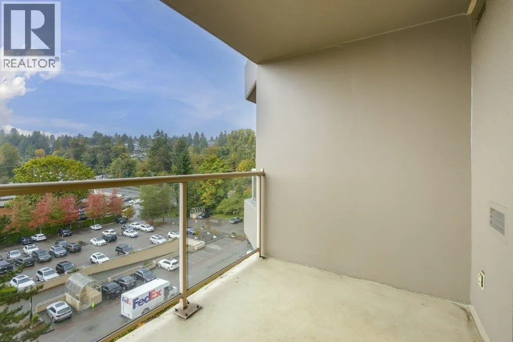 701 1327 E KEITH ROAD