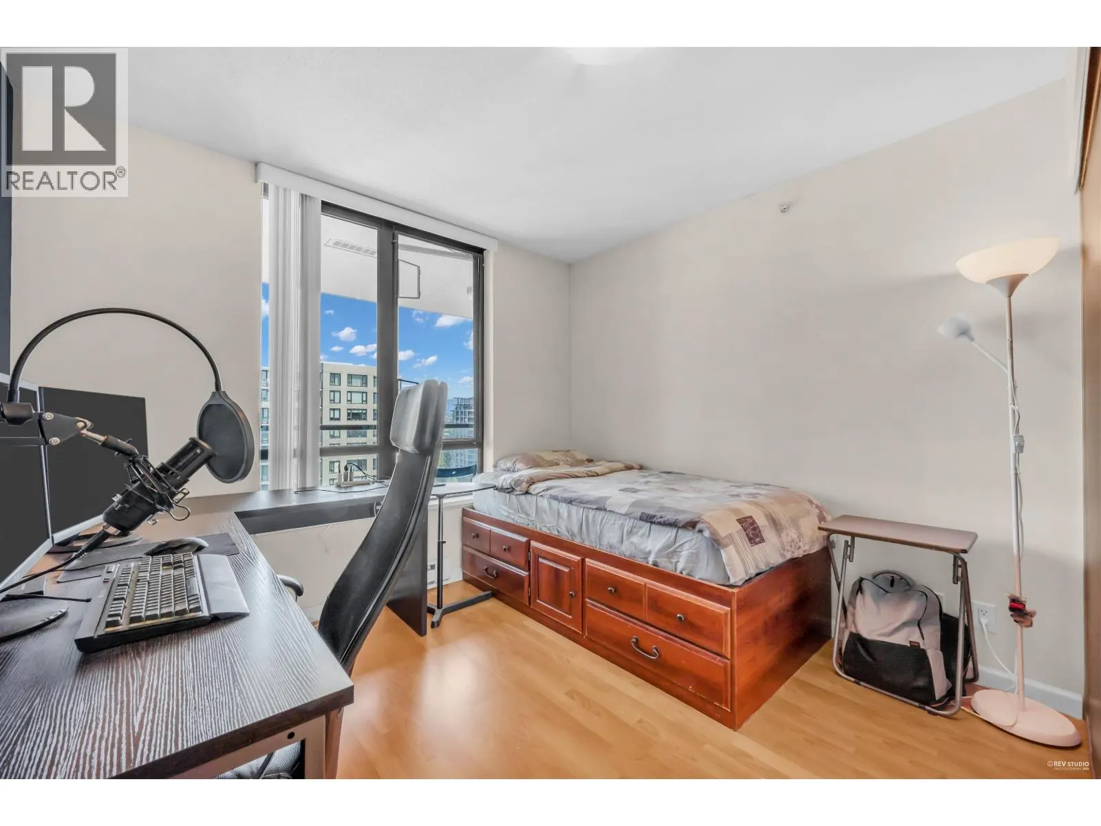 1708 7831 WESTMINSTER HIGHWAY