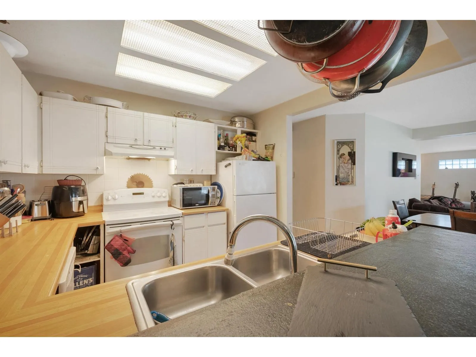 11253 GLENBROOK PLACE
