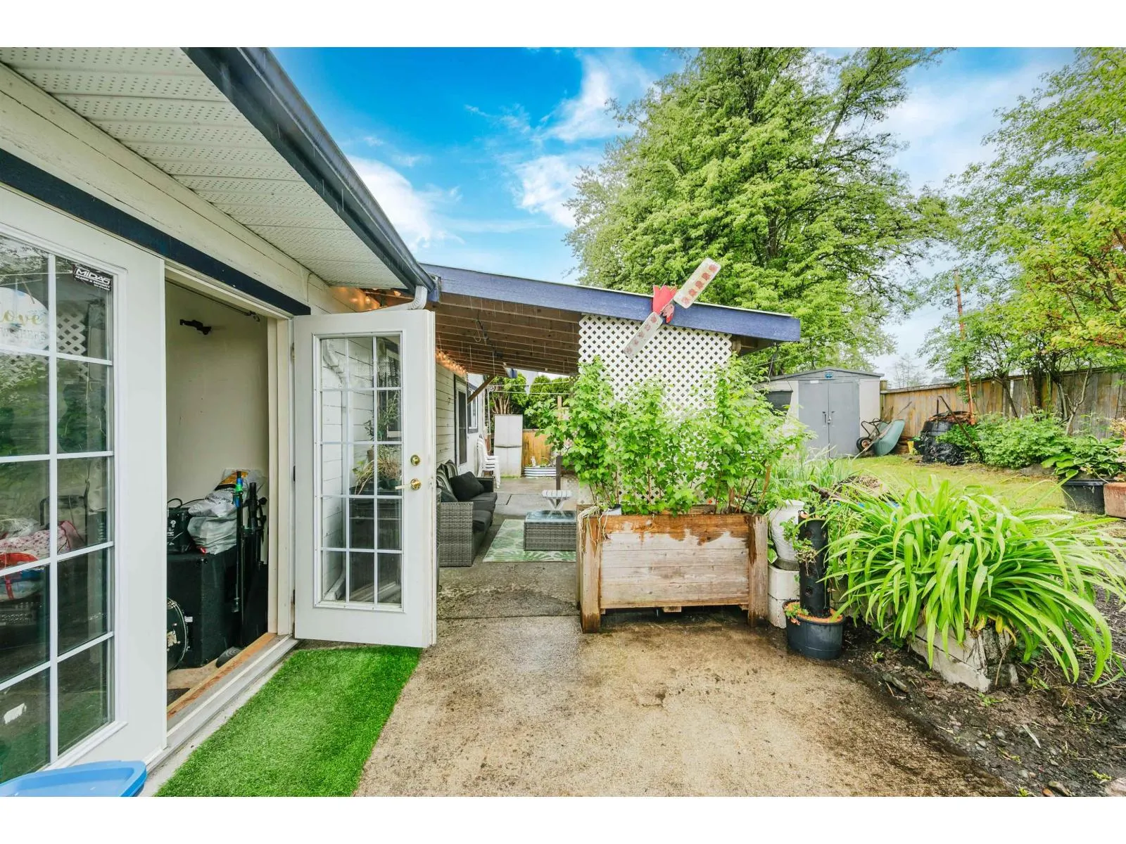 11253 GLENBROOK PLACE