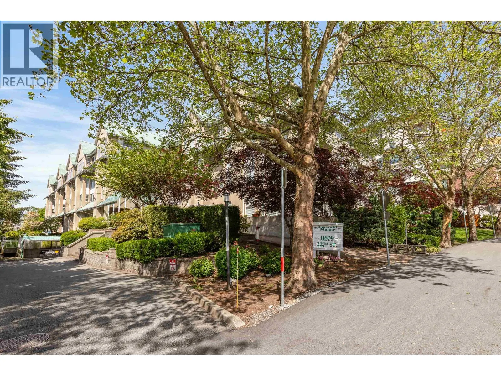 205 11609 227 STREET