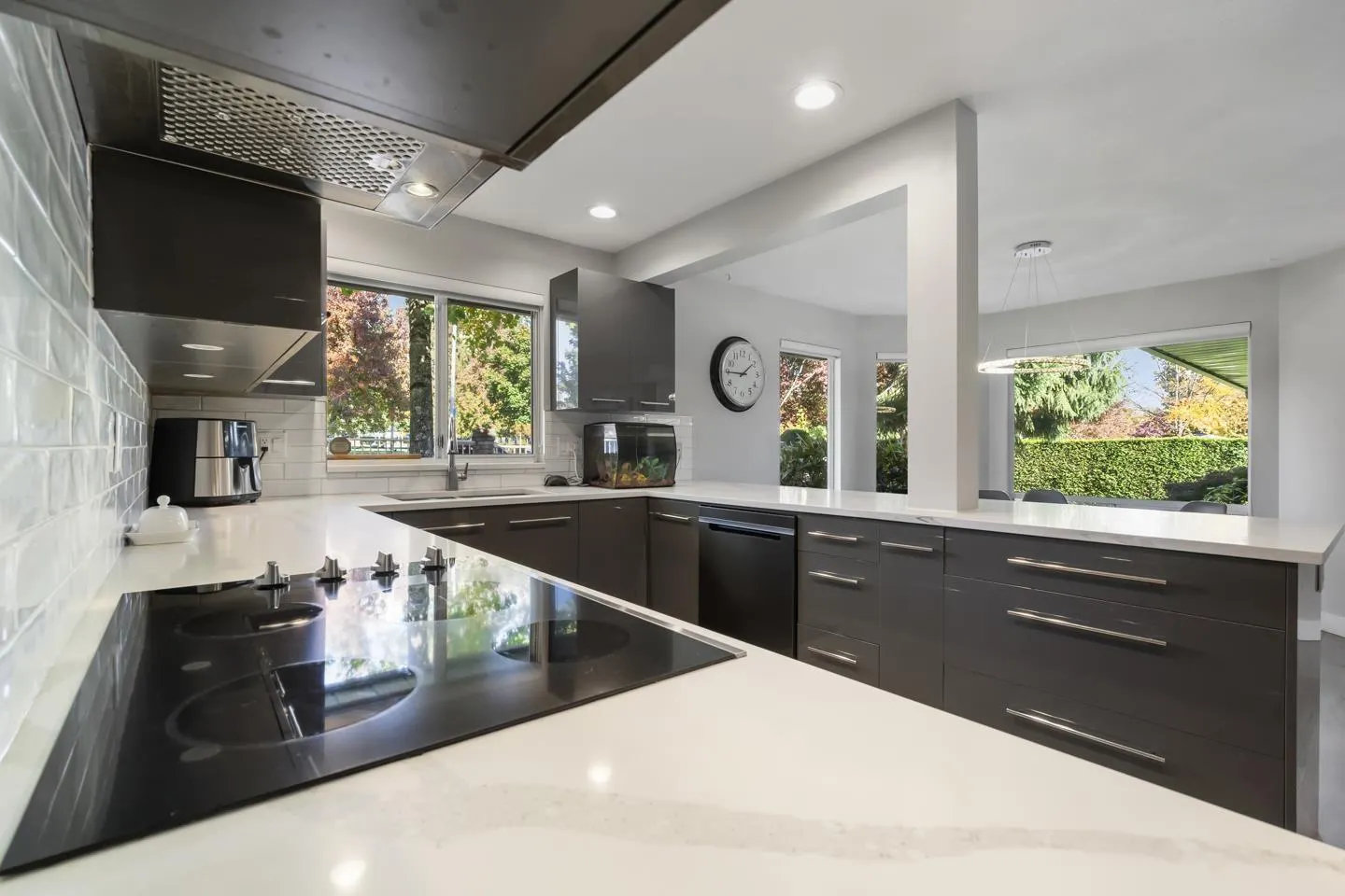 140 15988 83 AVENUE