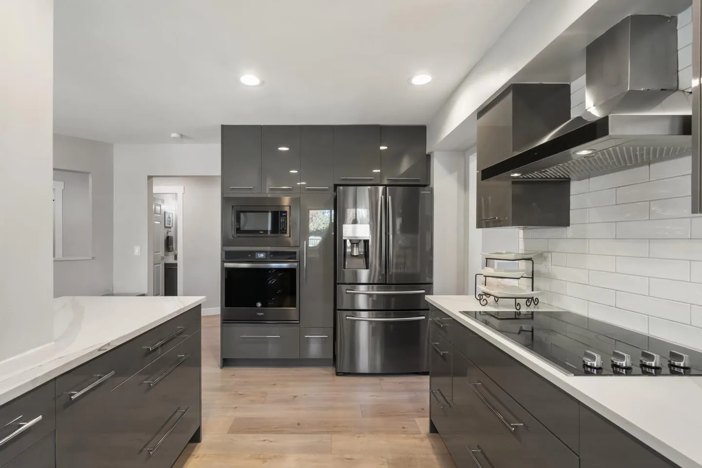 140 15988 83 AVENUE