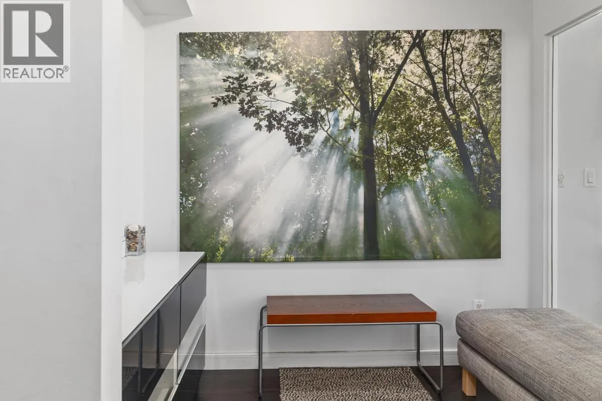 403 1003 BURNABY STREET