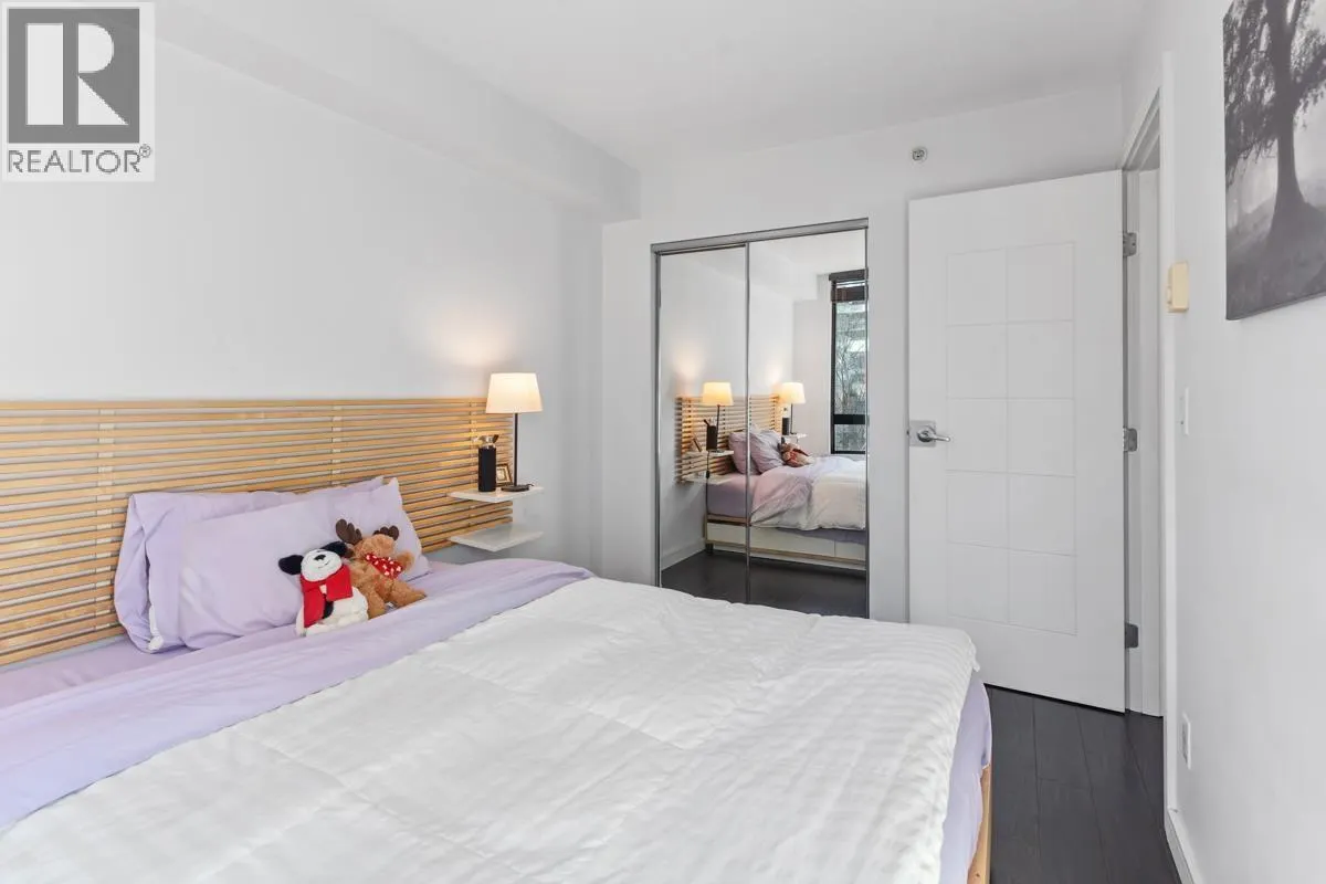 403 1003 BURNABY STREET