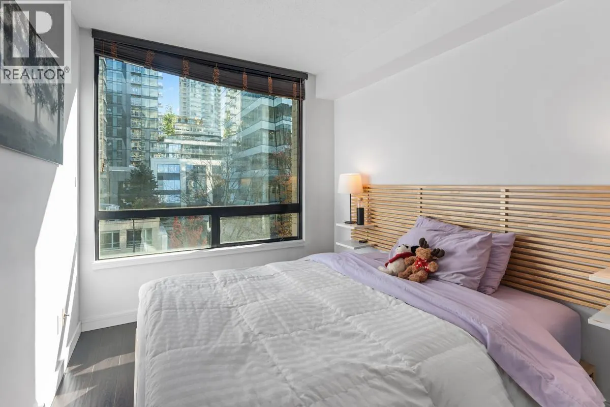 403 1003 BURNABY STREET