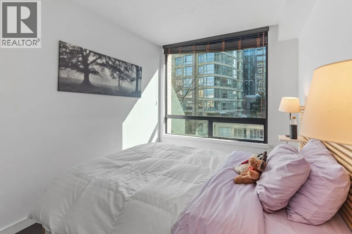 403 1003 BURNABY STREET