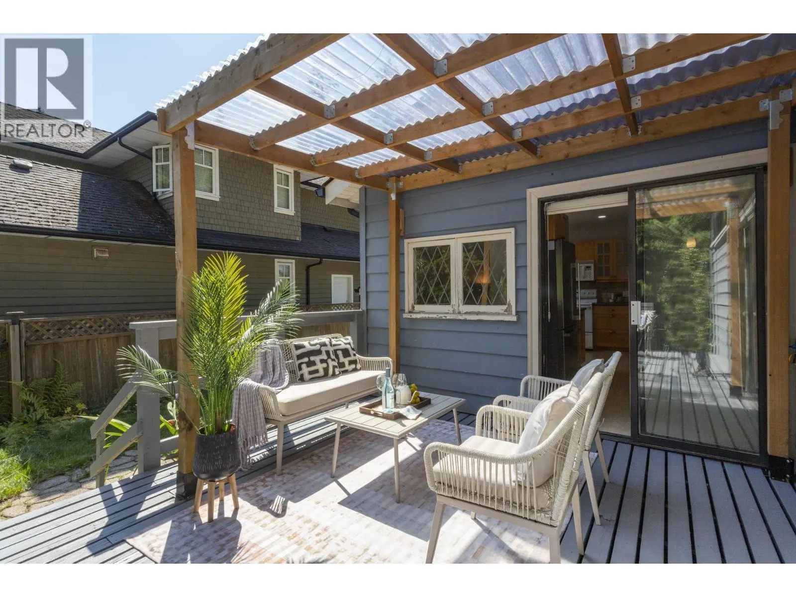 1232 W 21ST STREET