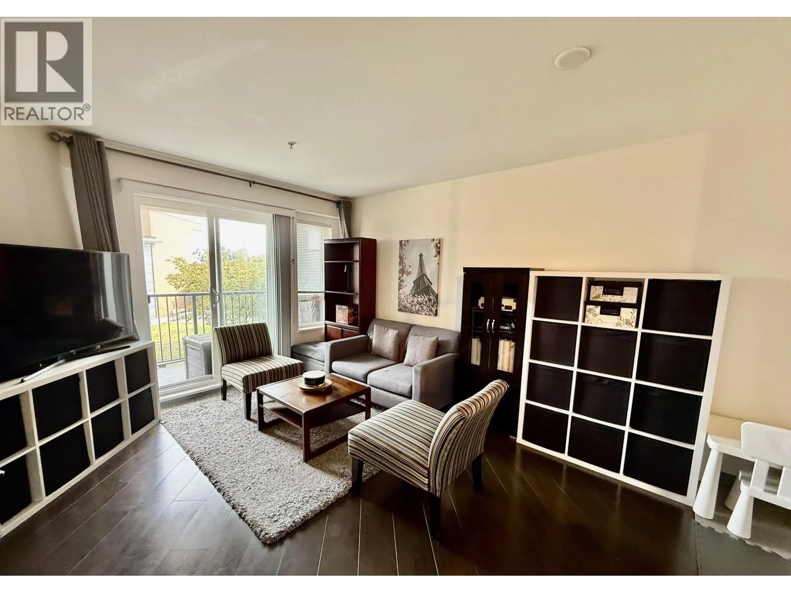 322 12339 STEVESTON HIGHWAY