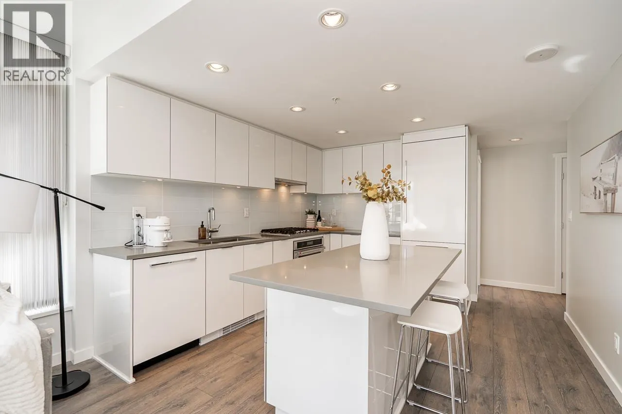 2808 2388 MADISON AVENUE