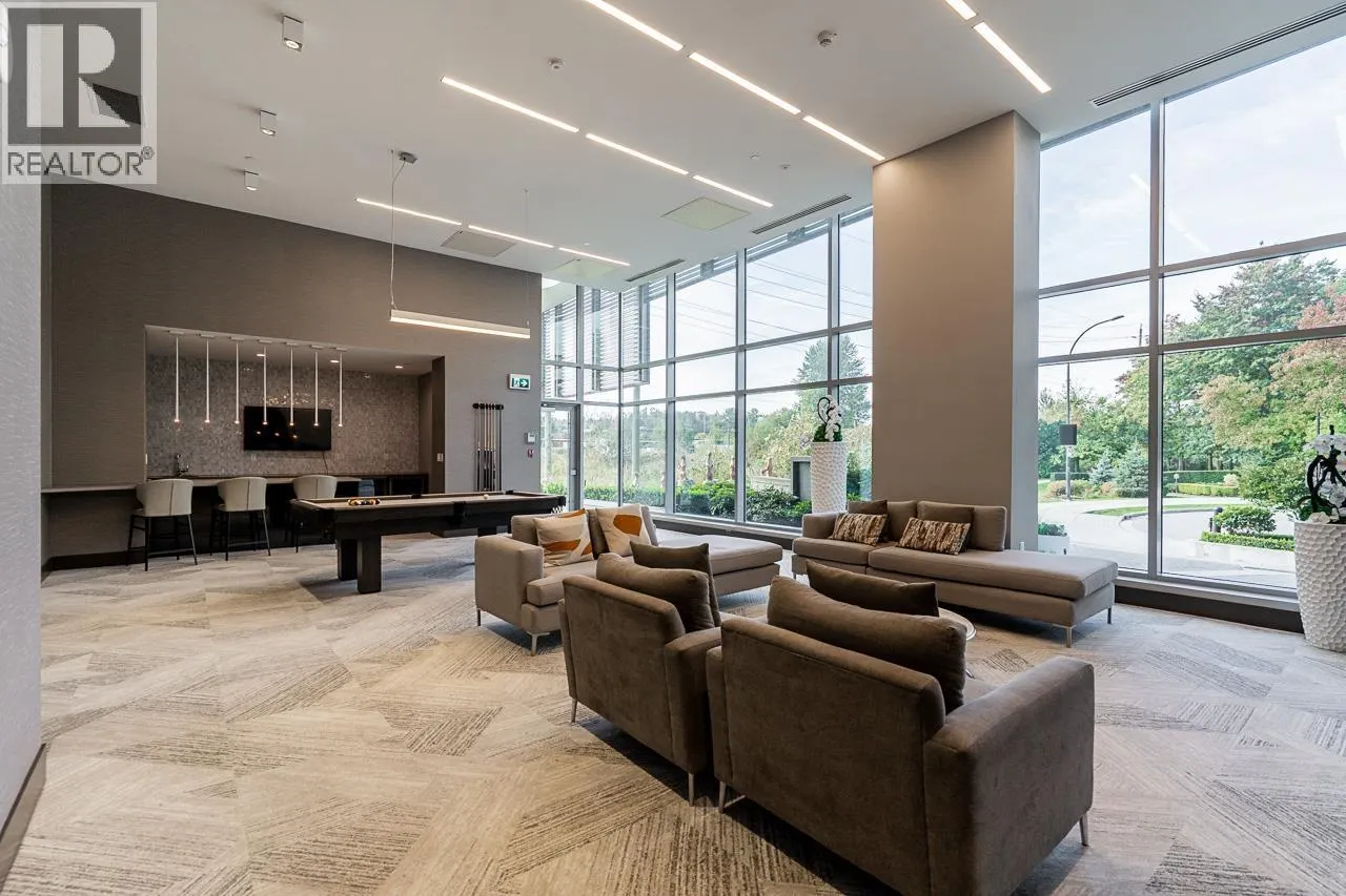 2808 2388 MADISON AVENUE