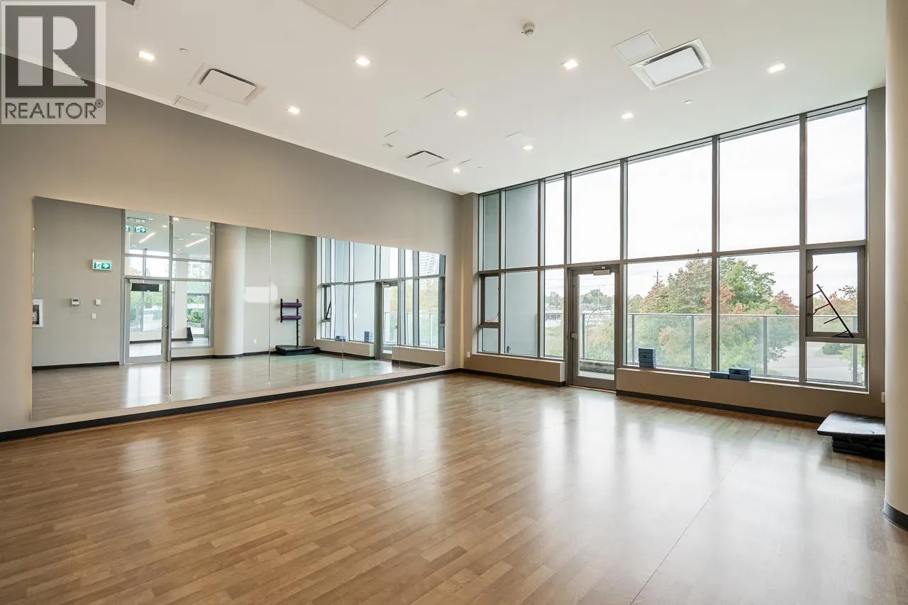 2808 2388 MADISON AVENUE